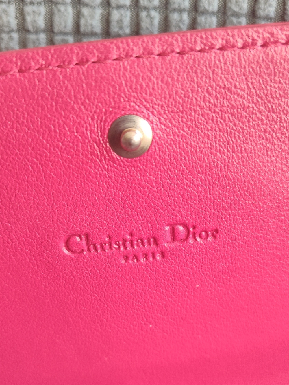 CHRISTIAN DIOR - LADY DIOR CANNAGE Patent Leather Wallet On Chain - Picture 5 of 8